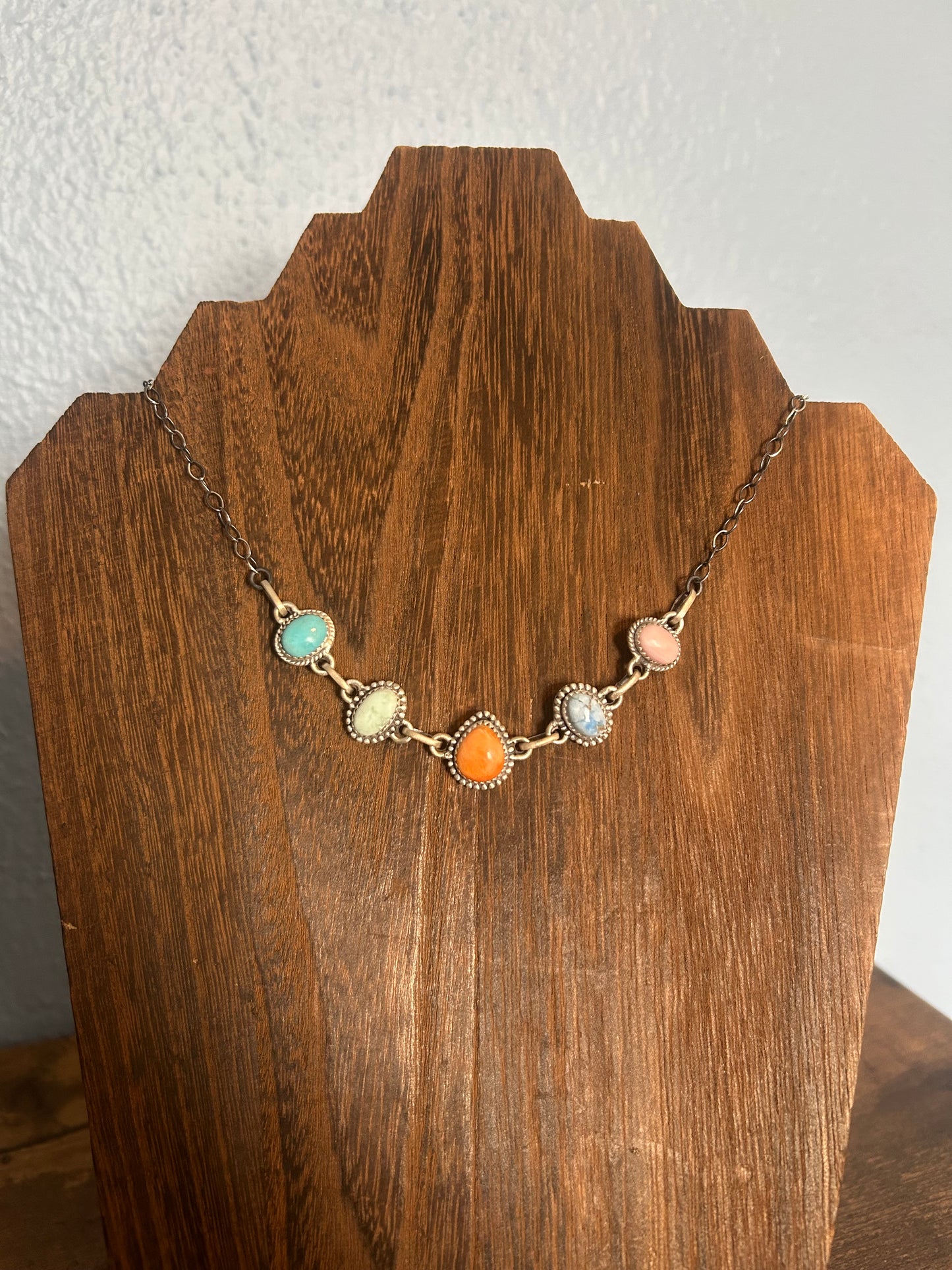 Multi Stone Choker