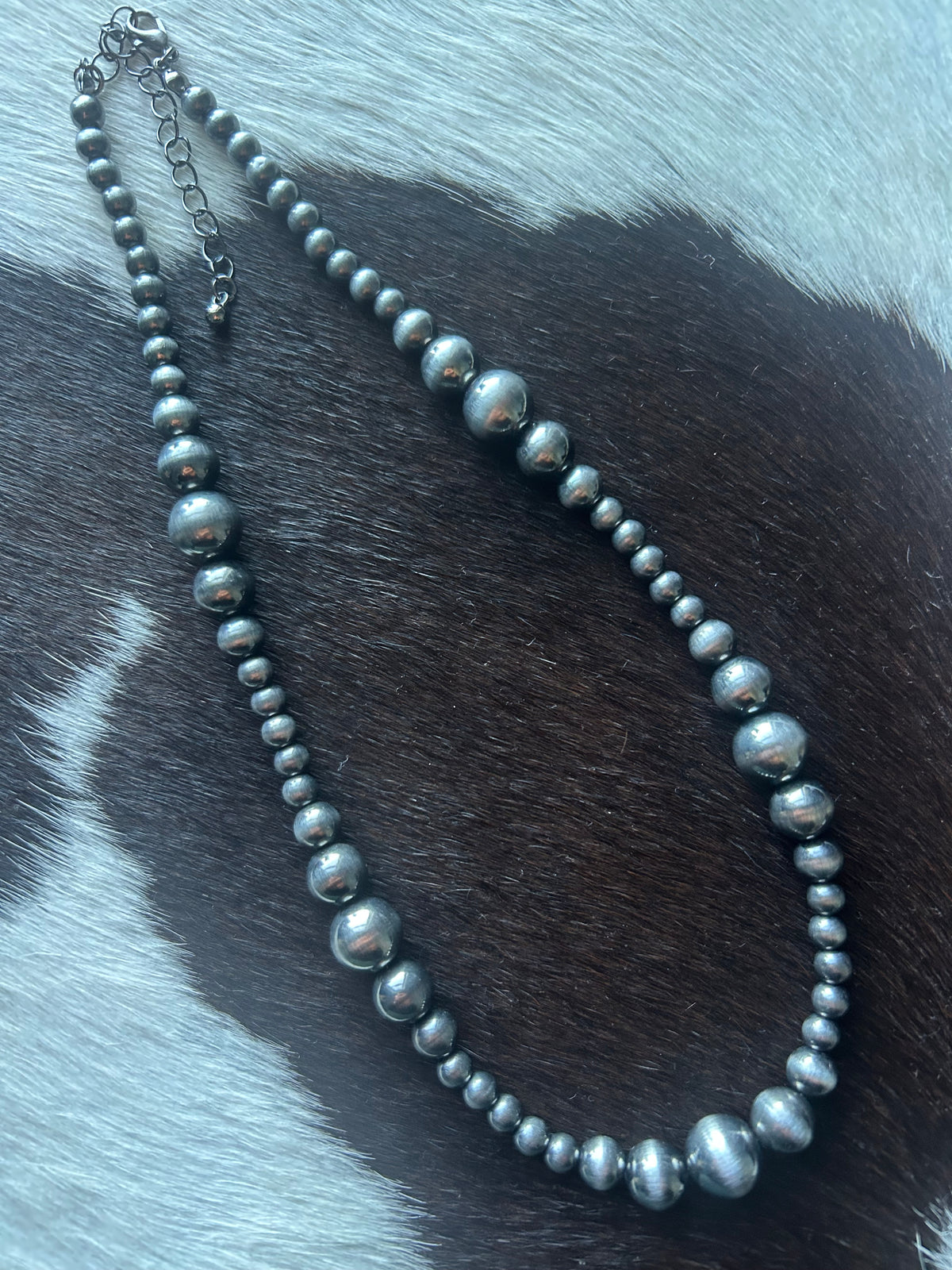 Faux Graduated Pearls