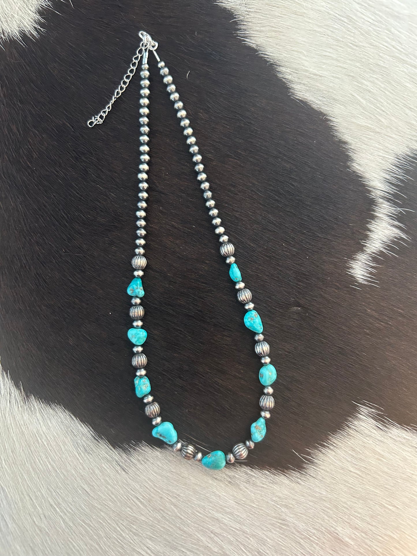 The Freesia Necklace