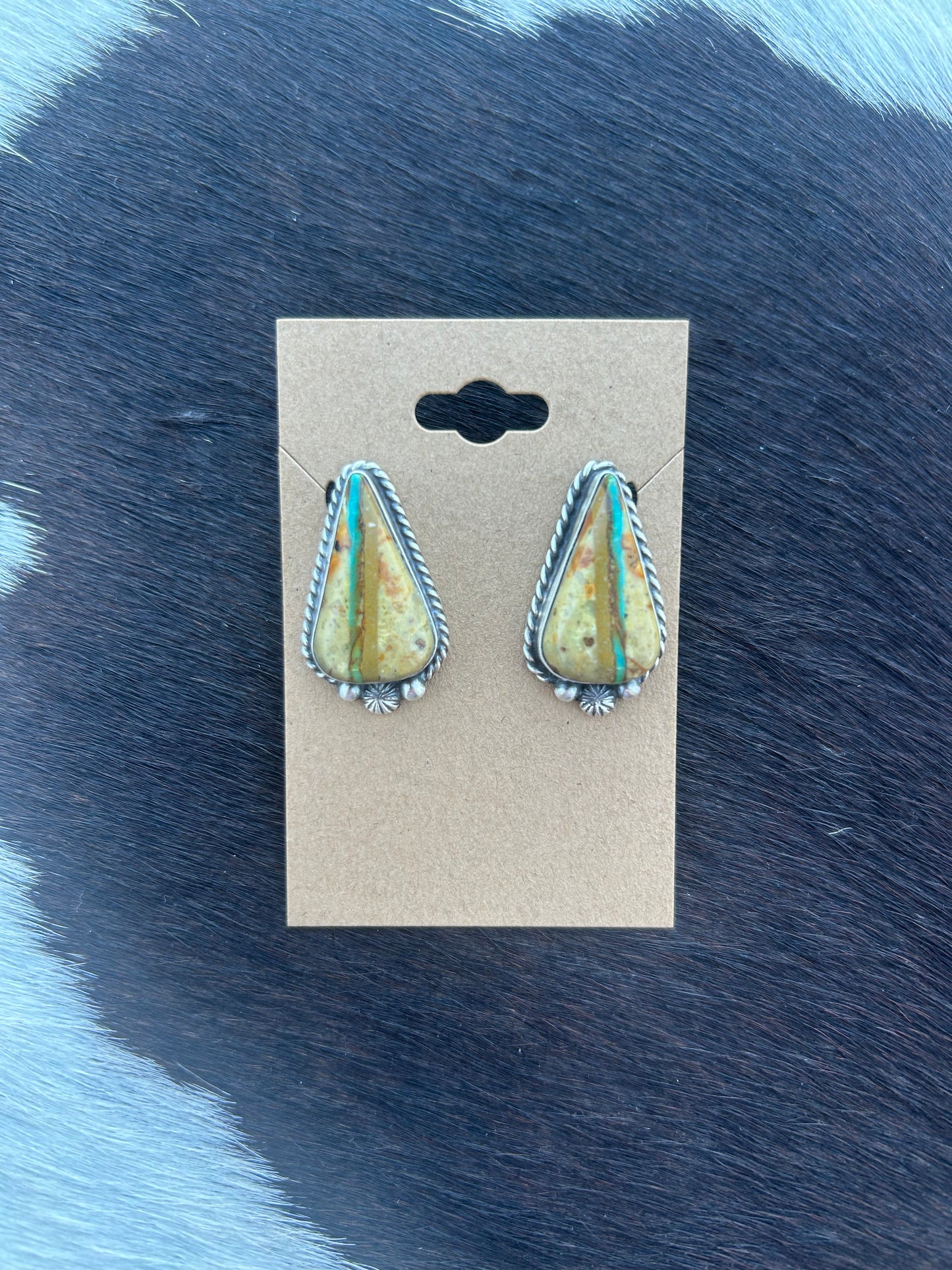 Royston Ribbion Earrings