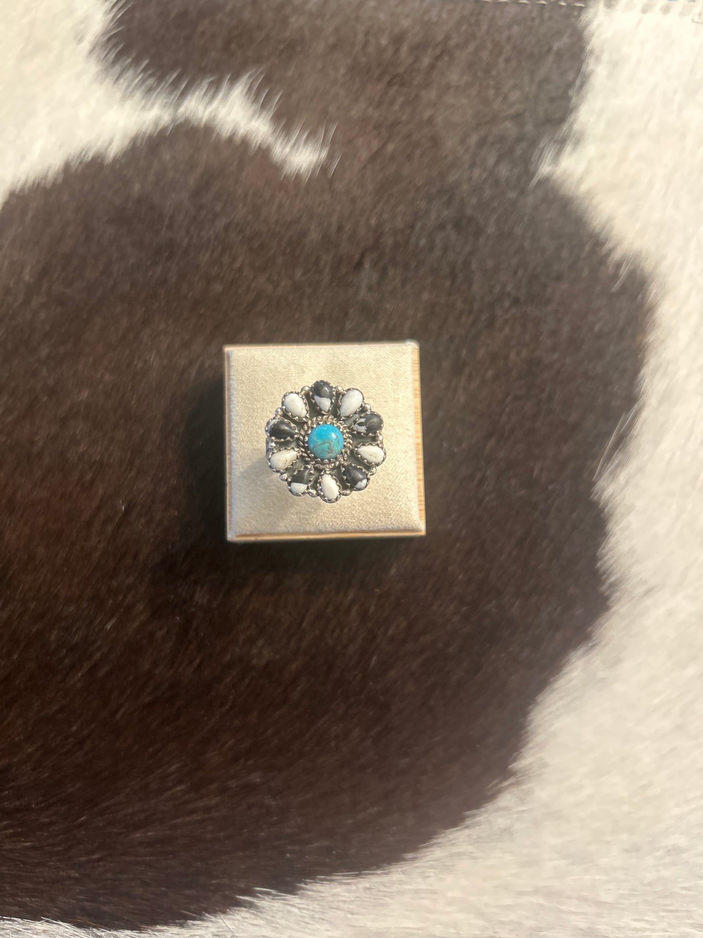 Flower Cluster Ring (Adjustable)