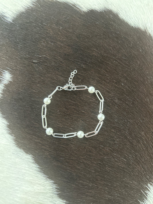 Chain and Pearl Bracelet