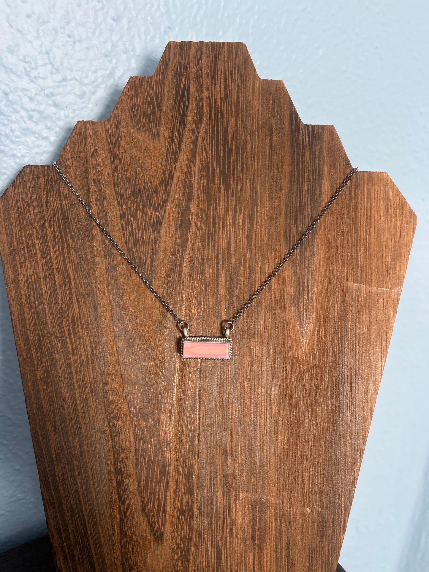 Pink Conch Bar Necklace